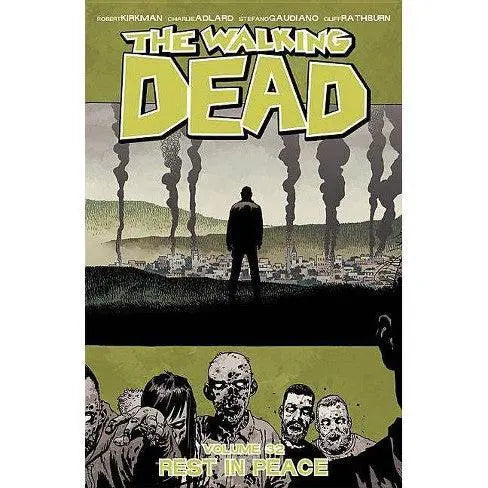 The Walking Dead Volume 32: Rest in Peace Paperback  Illustrated, Aug. 13 2019 King Gaming